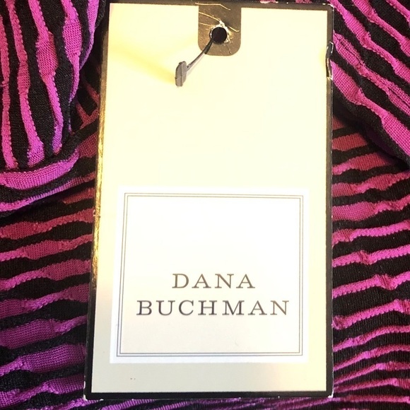 Dana BUCHMAN Fuchsia & Black  top. Size small - Picture 7 of 10